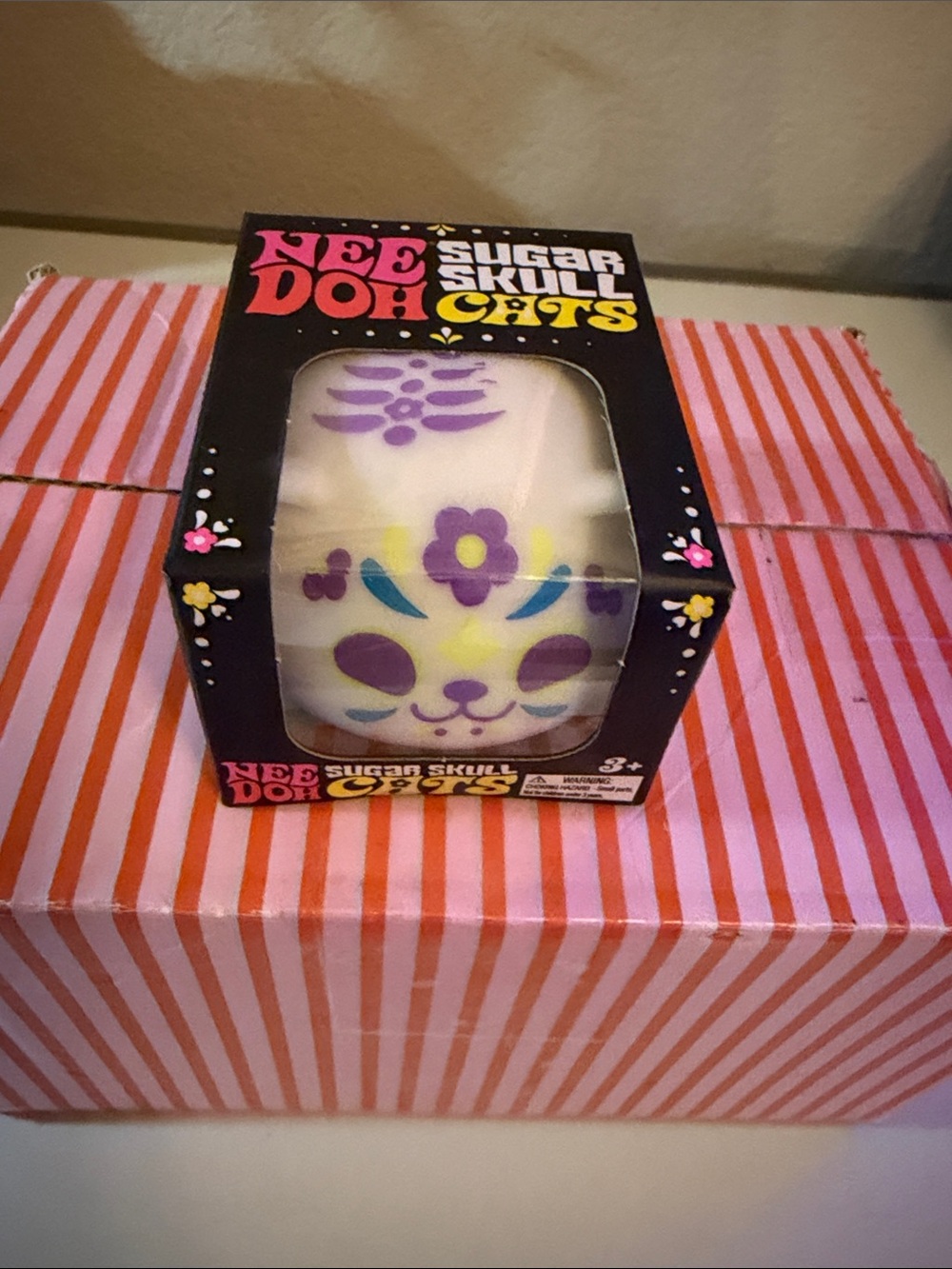 💜💛💜💛NEEDOH Sugar Skull Cats White & Purple Squeeze Toy 💜💛